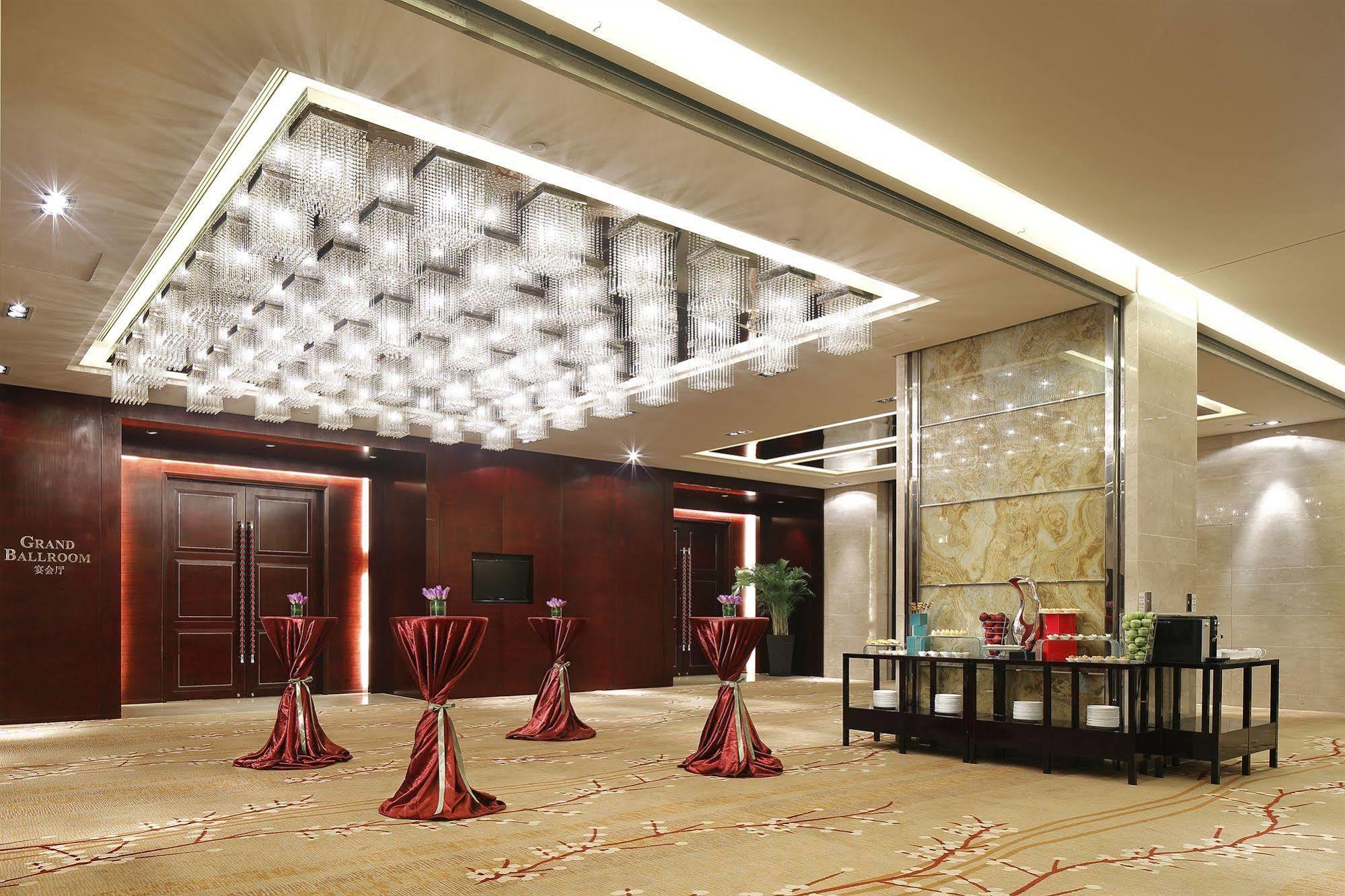 The Qube Hotel Shanghai -Close To Pudong International Airport And Disney Land Buitenkant foto